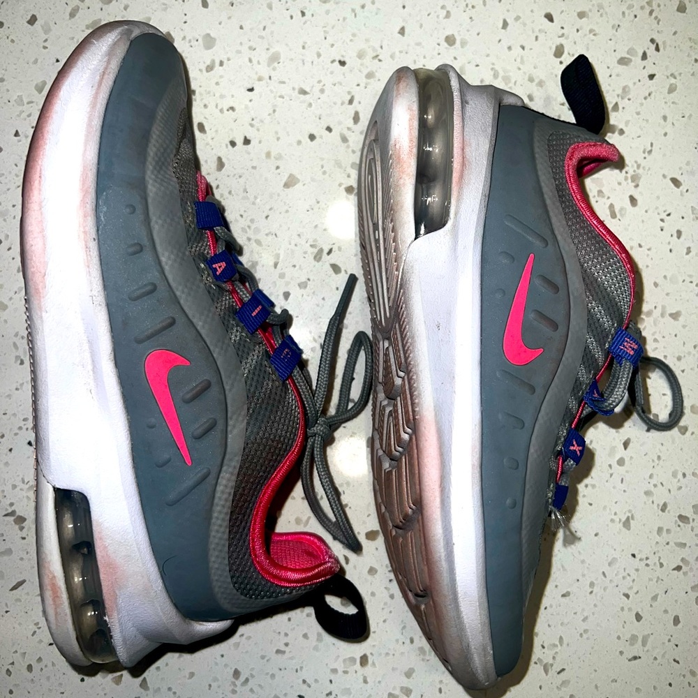 Girls Nike Air Max